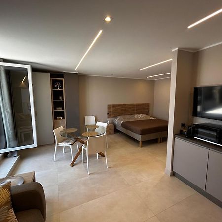 밀라노 R39 Attic With Terrace And Private Parking 아파트 외부 사진